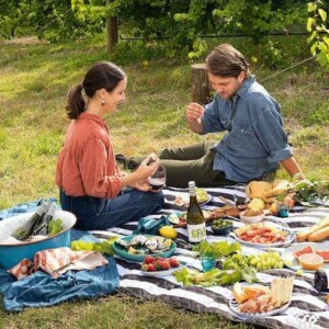 picnic-rug-6ft6_ac426870-33b0-40f3-b64e-98059a17bd64 6Ft6 Picnic Rug - 6Ft6