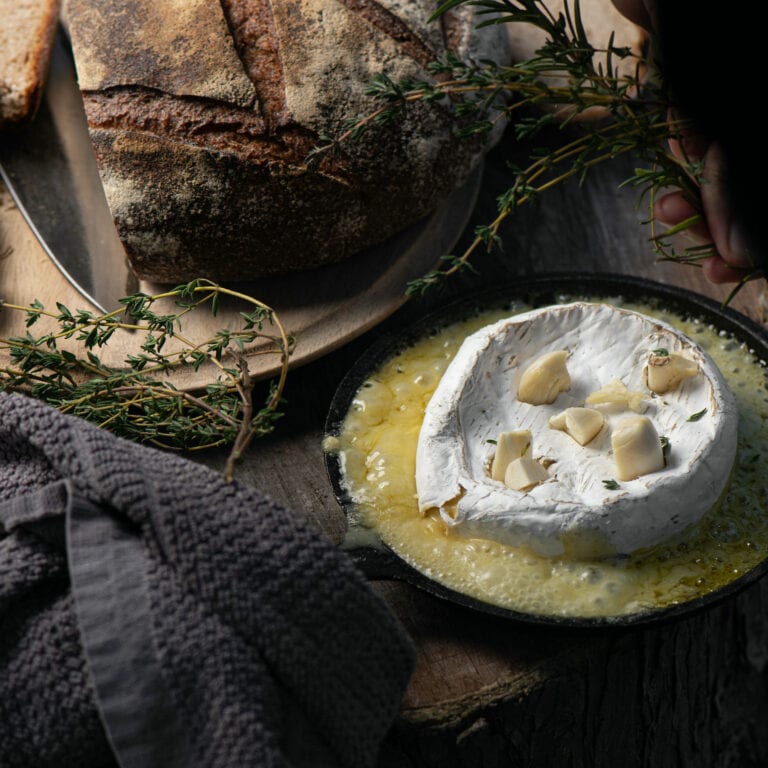 Easy Recipes that Wow – Baked Camembert with garlic.